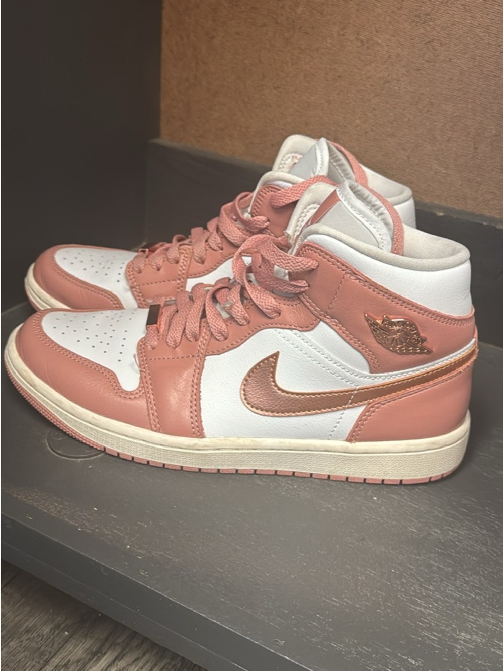 Air Jordan 1 Mid SE “Red Stardust” Pink Sneakers Sz 8.5 Women’s
